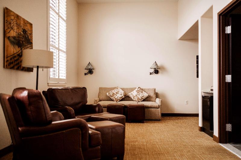 Tailwater Lodge Altmar Tapestry Collection Hilton image