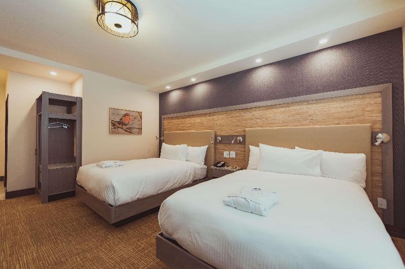 Tailwater Lodge Altmar Tapestry Collection Hilton image