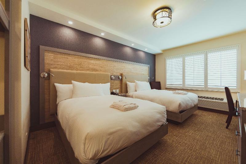 Tailwater Lodge Altmar Tapestry Collection Hilton image