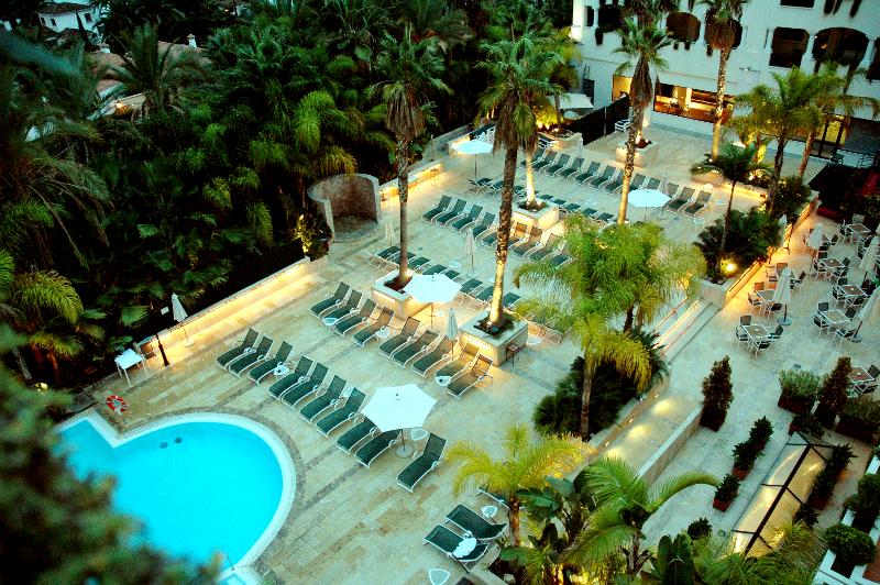 Livescape Guadalpin Apartments