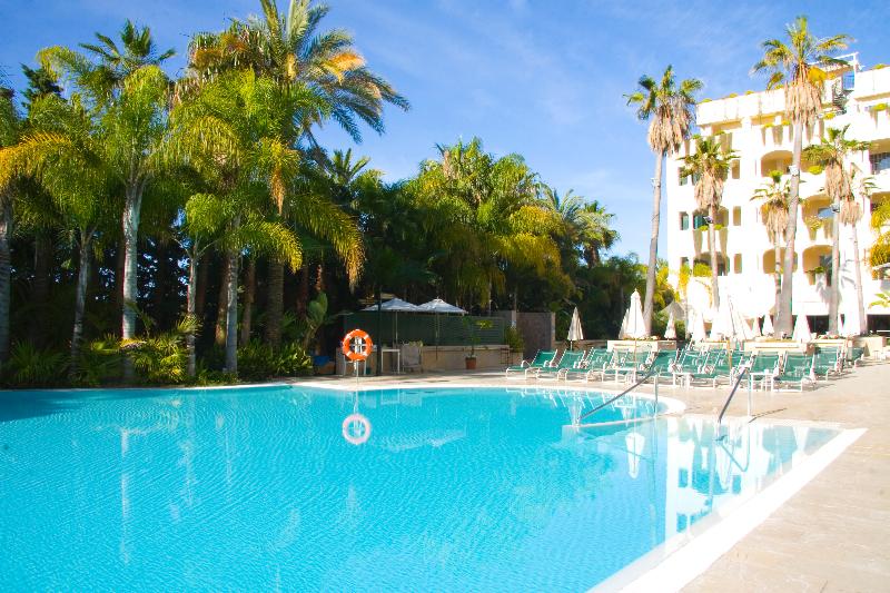Livescape Guadalpin Apartments