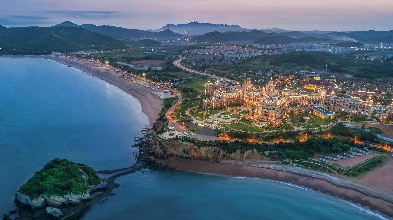 Hilton Dalian Golden Pebble Beach Resort image