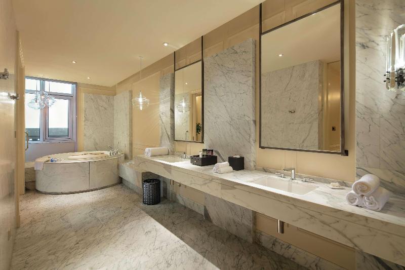 Hilton Dalian Golden Pebble Beach Resort image