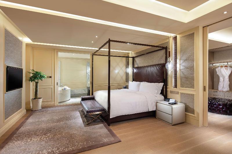 Hilton Dalian Golden Pebble Beach Resort image