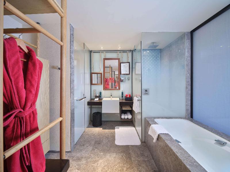 Hilton Dalian Golden Pebble Beach Resort image