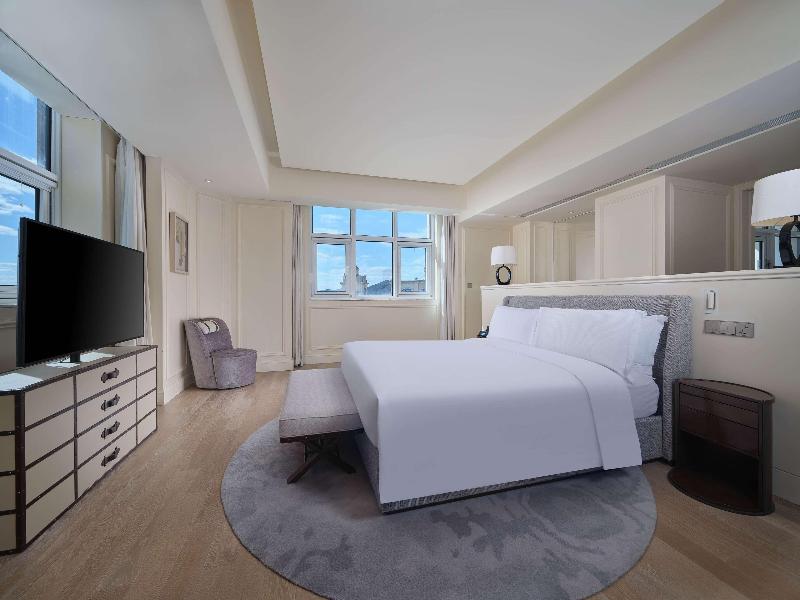 Hilton Dalian Golden Pebble Beach Resort image