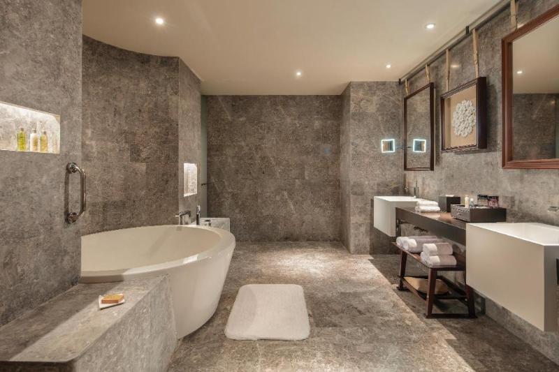 Hilton Dalian Golden Pebble Beach Resort image