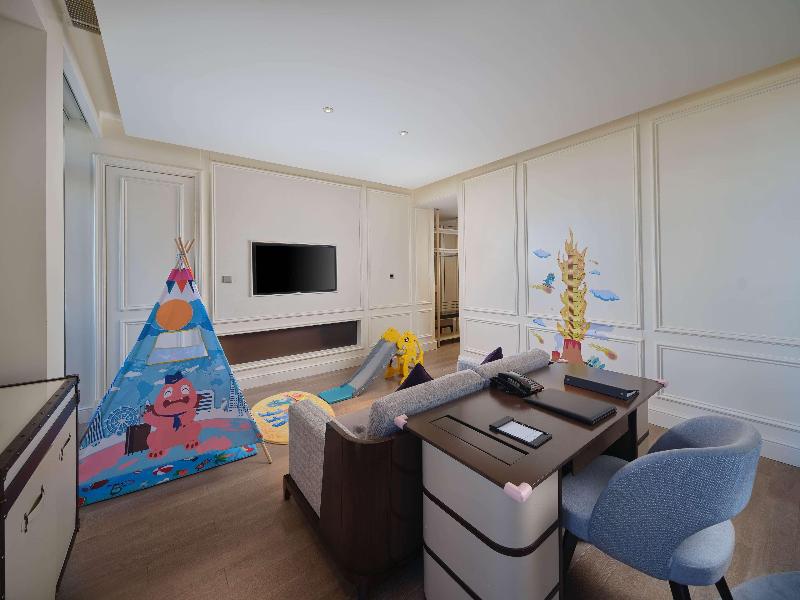 Hilton Dalian Golden Pebble Beach Resort image
