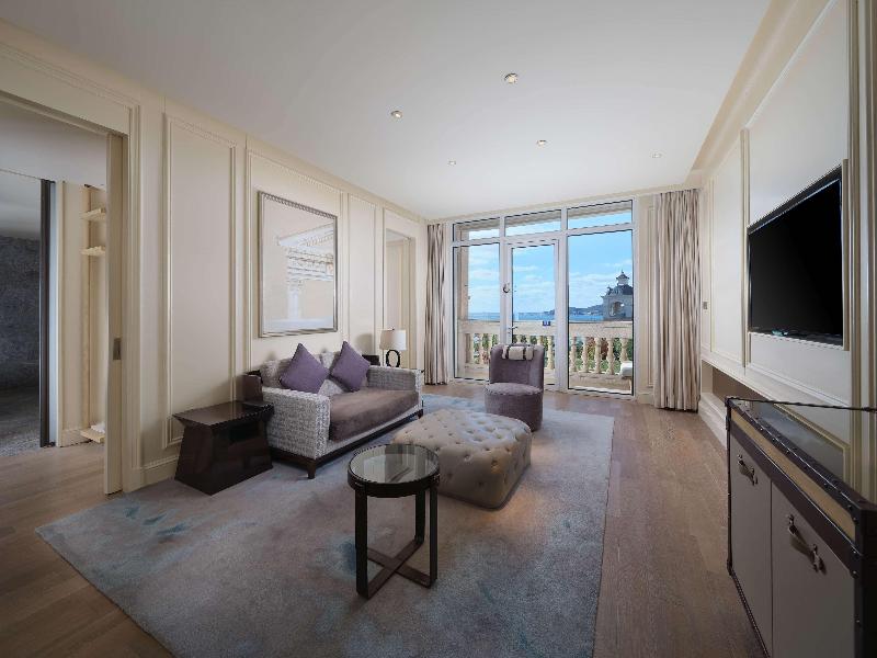 Hilton Dalian Golden Pebble Beach Resort image