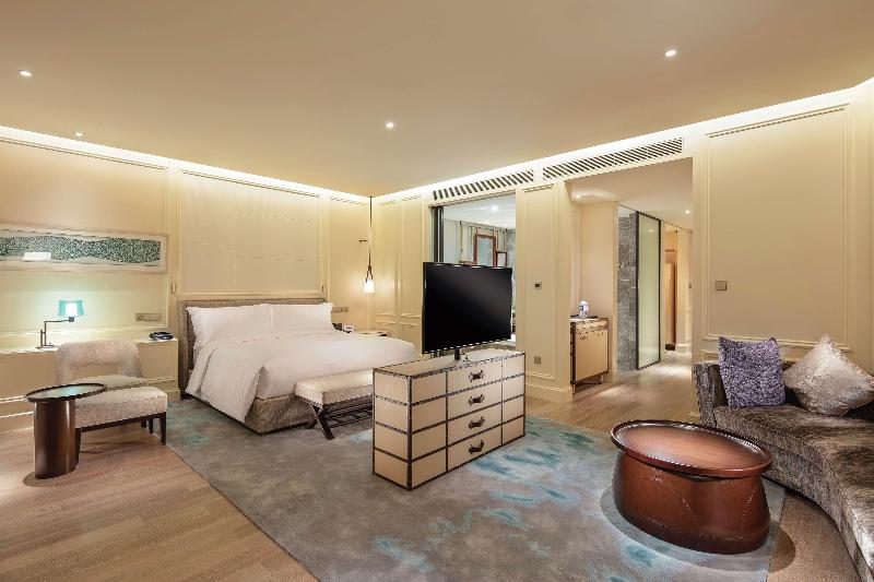 Hilton Dalian Golden Pebble Beach Resort image