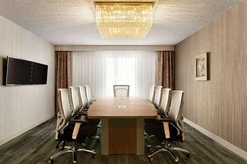 Ramada by Wyndham - St Paul photo 16