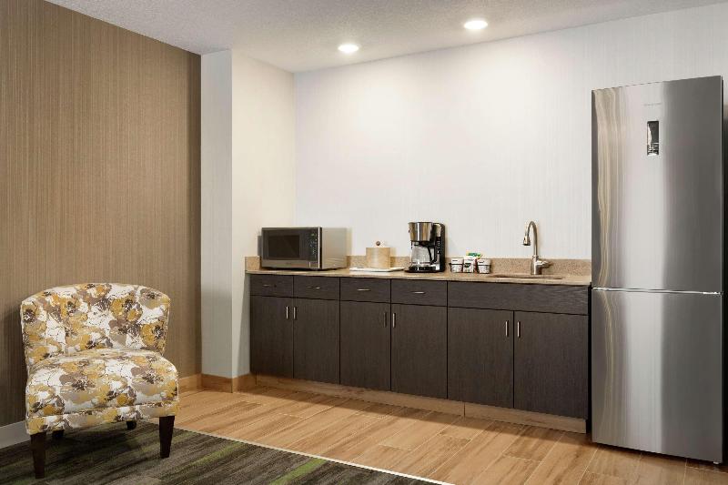 Ramada by Wyndham - St Paul photo 13
