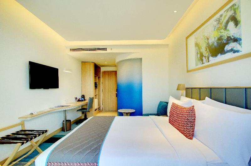 Holiday Inn Bengaluru Racecourse image