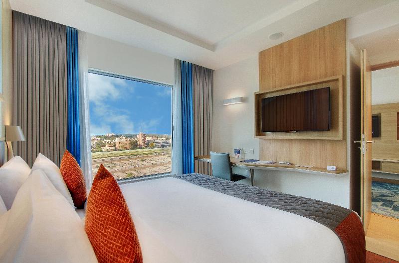 Holiday Inn Bengaluru Racecourse image