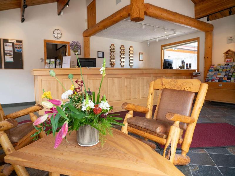 Rocky Mountain Ski Lodge image