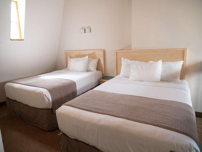 Rocky Mountain Ski Lodge image