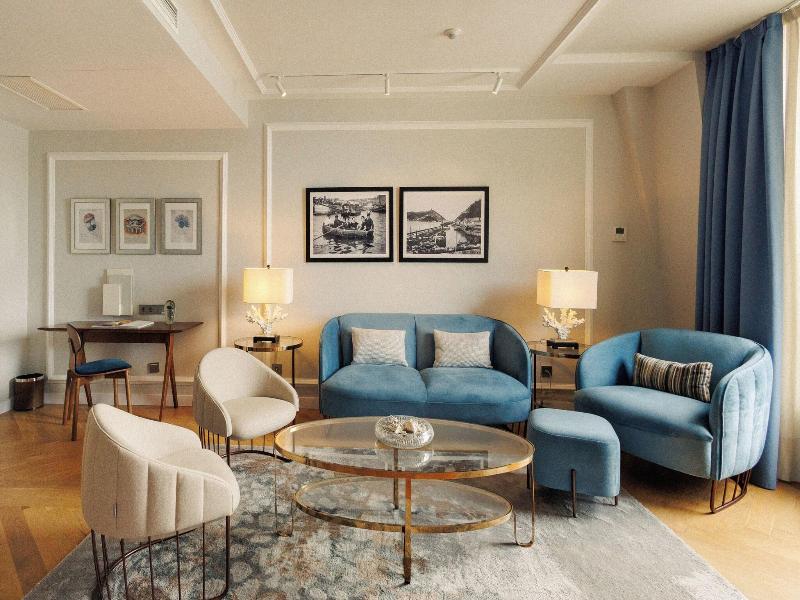 Lasala Plaza Hotel - Adults Only image