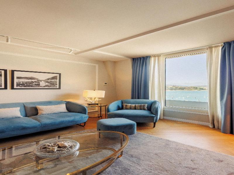 Lasala Plaza Hotel - Adults Only image