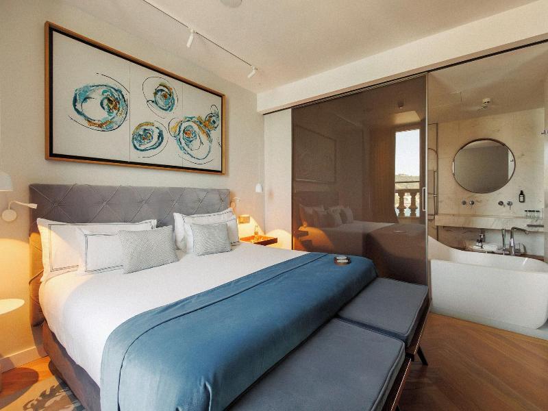 Lasala Plaza Hotel - Adults Only image
