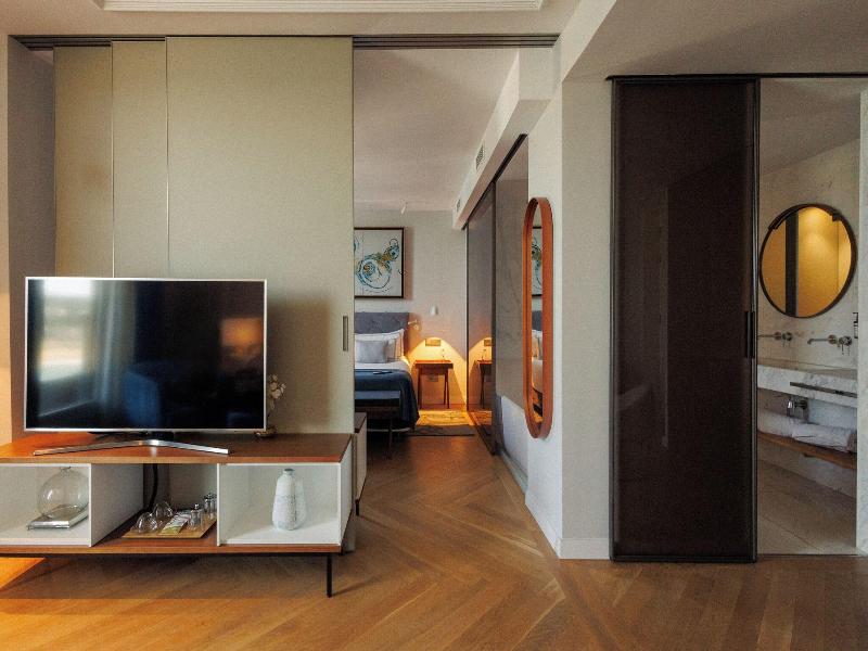 Lasala Plaza Hotel - Adults Only image