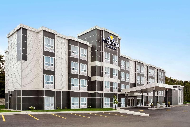 Microtel Inn and Suites by Wyndham Val d Or
