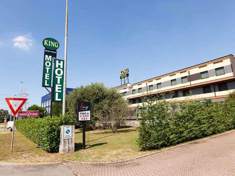 Smart Hotel King image