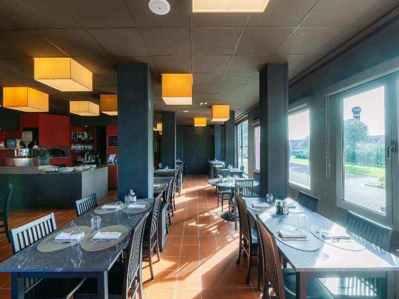 Smart Hotel King image