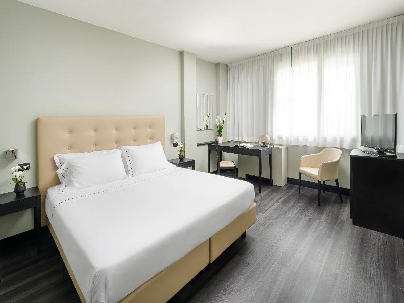 Smart Hotel King image