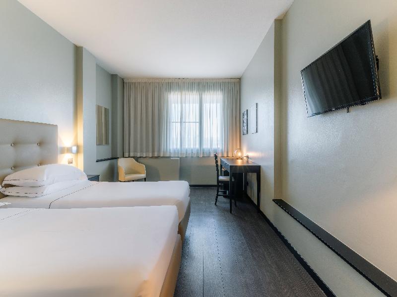 Smart Hotel King image