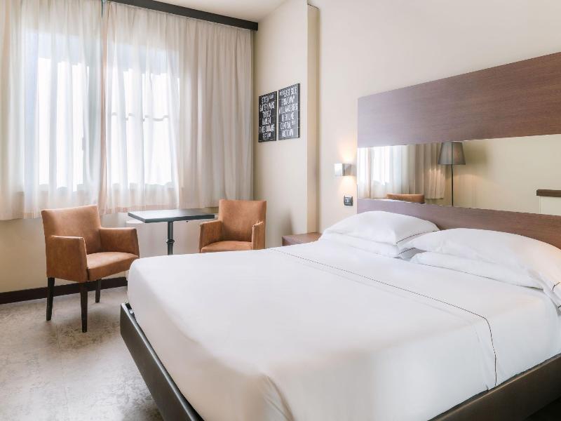 Smart Hotel King image