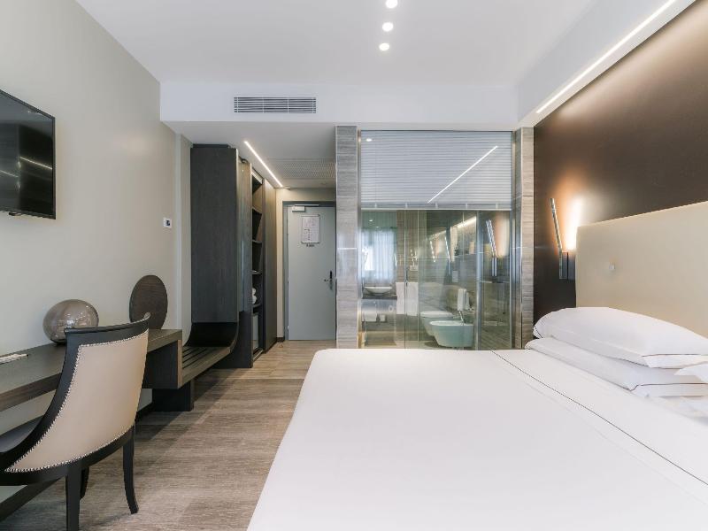 Smart Hotel King image