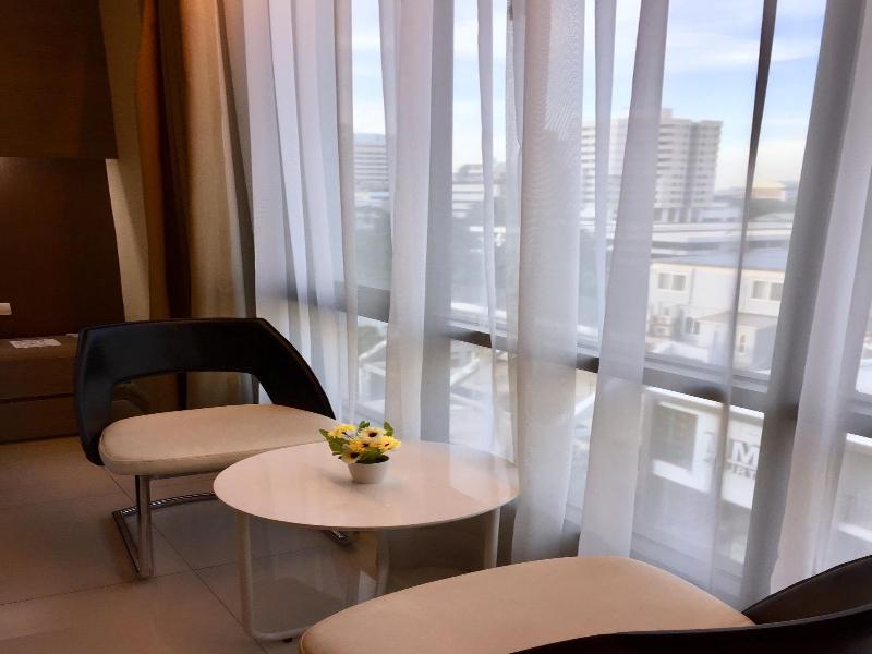 Avatar residence Sukhumvit 7 image
