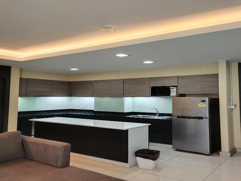 Avatar residence Sukhumvit 7 image