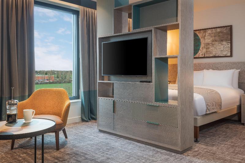 Staybridge Suites London - Heathrow Bath Road image