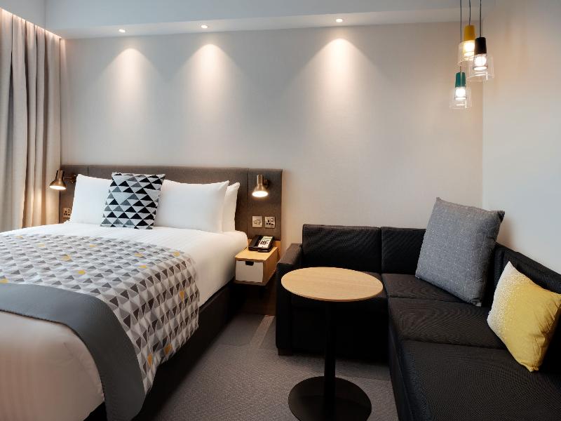 Holiday Inn London - Heathrow Bath Road image