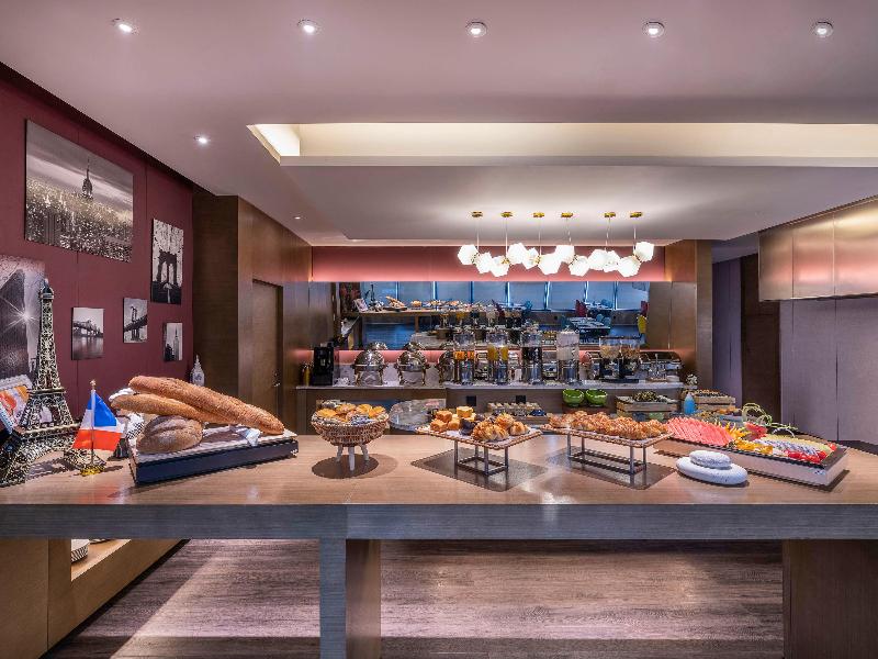Mercure Suzhou Downtown image