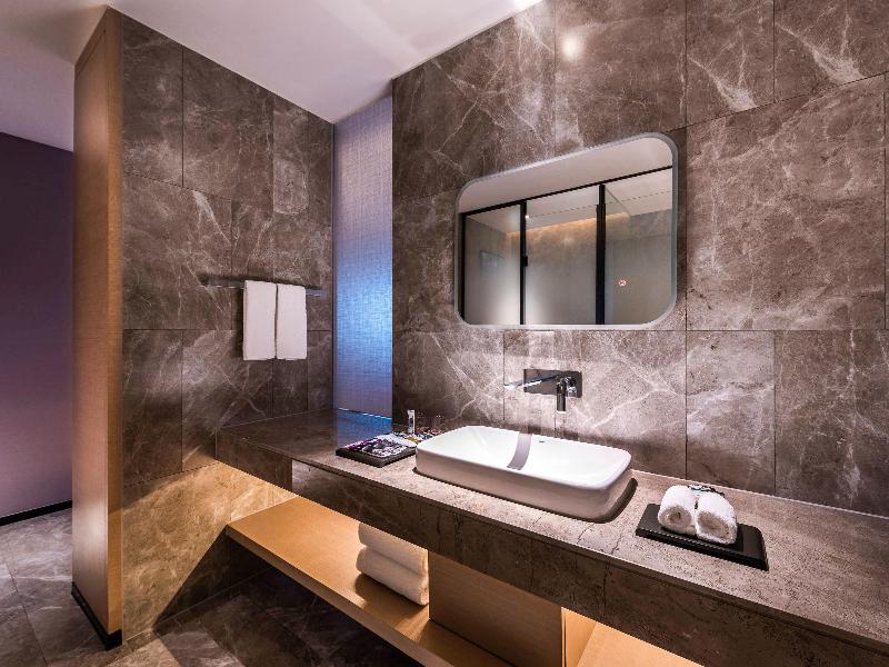 Mercure Suzhou Downtown image