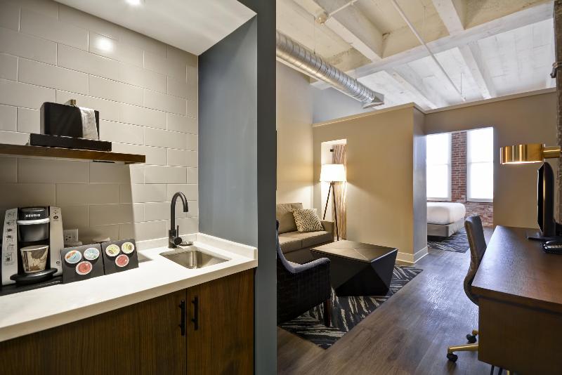 Hotel Indigo Kansas City - The Crossroads image