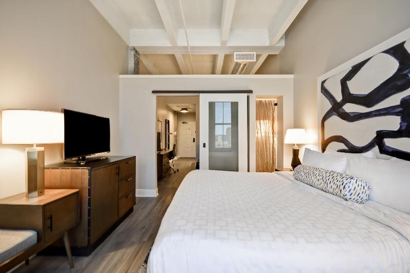 Hotel Indigo Kansas City - The Crossroads image