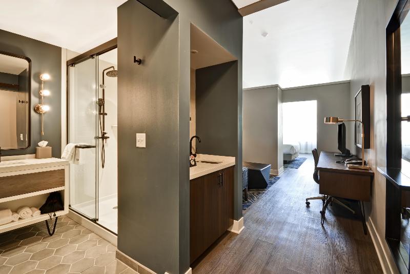 Hotel Indigo Kansas City - The Crossroads image