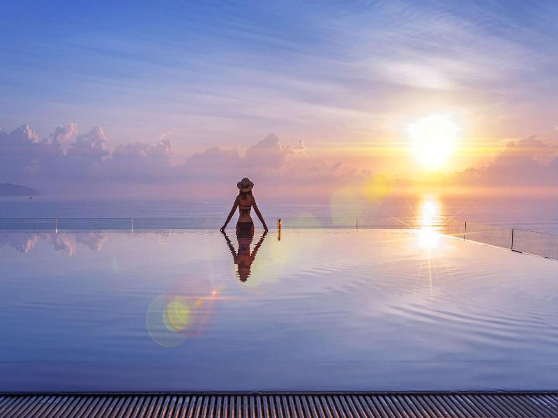 Balcona Hotel Danang image