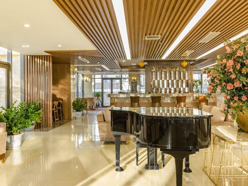 Balcona Hotel Danang image