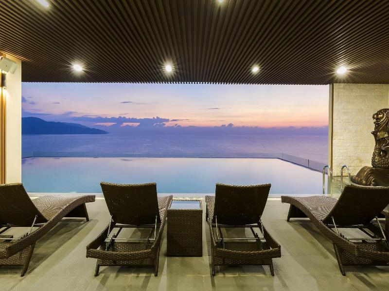 Balcona Hotel Danang image