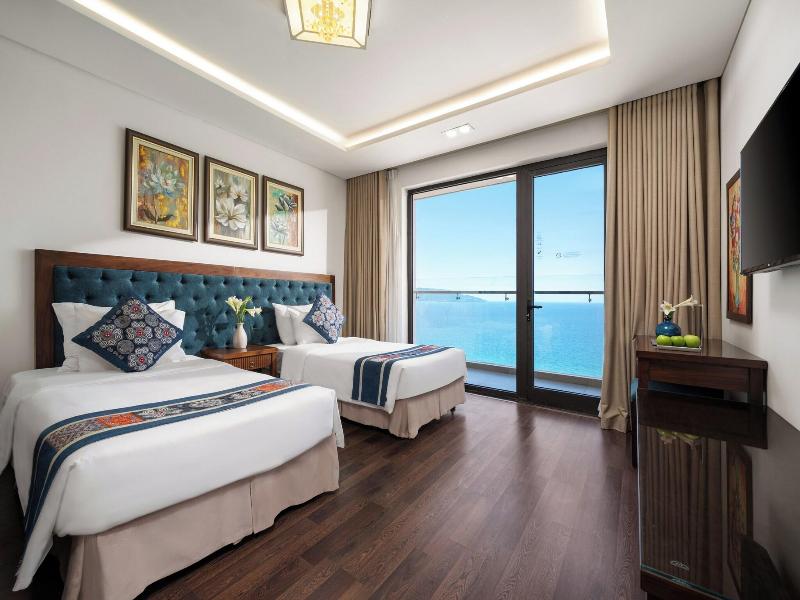 Balcona Hotel Danang image