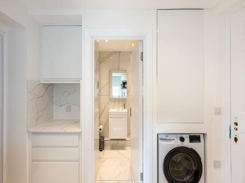 Queensgate Court image