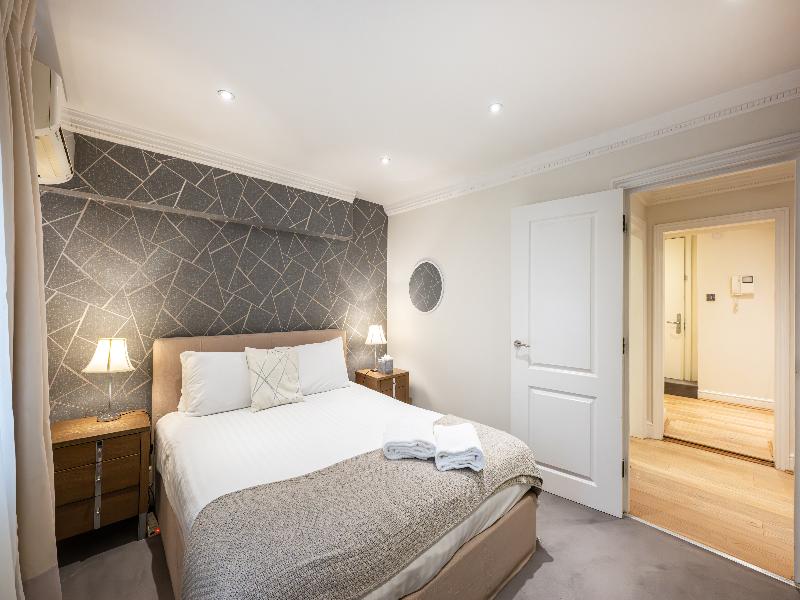 Queensgate Court image