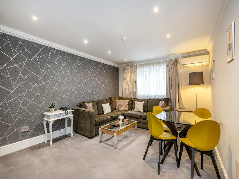 Queensgate Court image