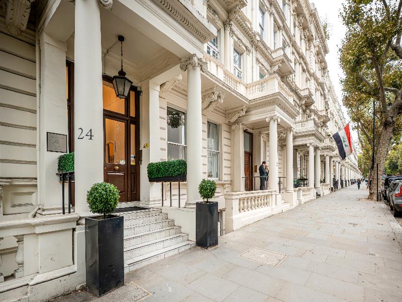 Queensgate Court image