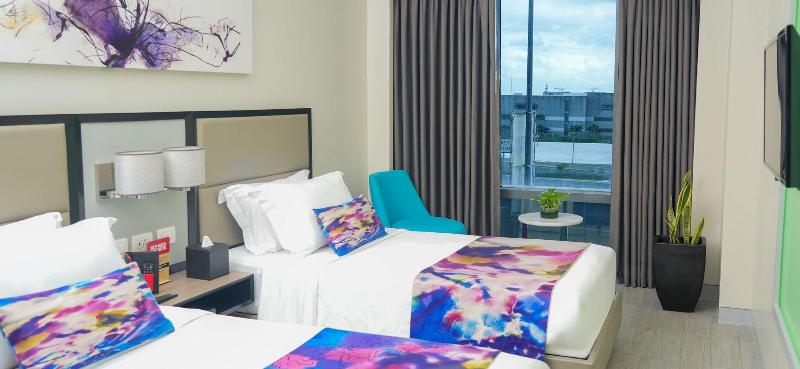 Savoy Hotel Manila near Airpt NAIA Terminal 3 MNL image