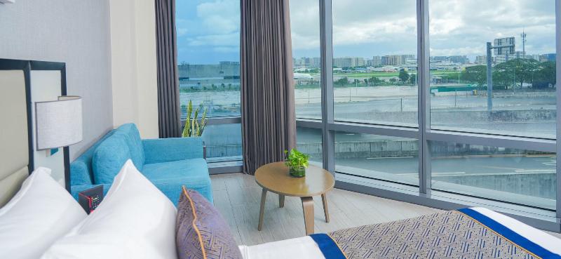 Savoy Hotel Manila near Airpt NAIA Terminal 3 MNL image